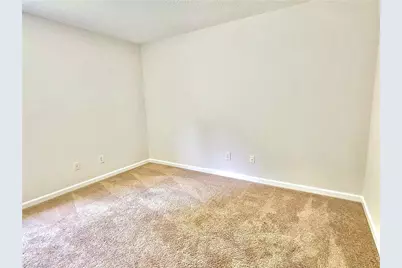 5715 River Glen Drive, Greensboro, NC 27455 - Photo 16