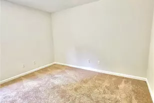 5715 River Glen Dr, Greensboro, NC 27455 - Photo 16