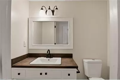 3949 Valley Court #E, Winston-Salem, NC 27106 - Photo 16