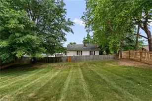 597 Lakeside Valley Dr, Winston-Salem, NC 27107 - Photo 34