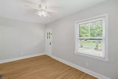 319 Dogwood Circle, High Point, NC 27260 - Photo 14