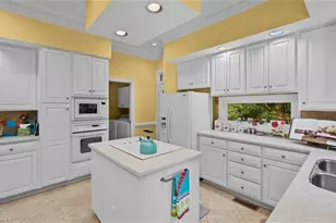 3811 Meredith Dr, Greensboro, NC 27408 - Photo 14