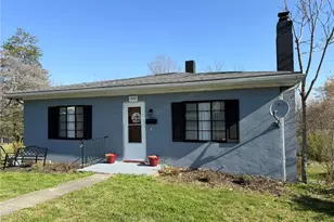 722 Maiden Ln, Mount Airy, NC 27030 - Photo 1