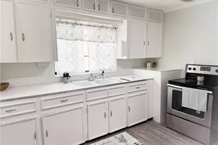 722 Maiden Ln, Mount Airy, NC 27030 - Photo 6