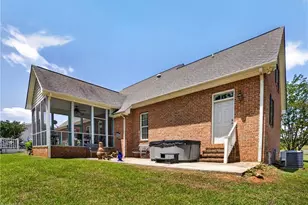 190 Parsley Rd, Reidsville, NC 27320 - Photo 38