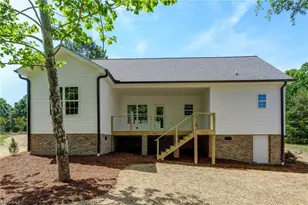 340 Frank Cherry St, Eden, NC 27288 - Photo 32