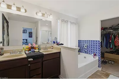 5832 Springer Drive, Greensboro, NC 27405 - Photo 10