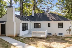 940 N Peace Haven Rd, Winston-Salem, NC 27104 - Photo 18