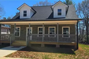 5058 Shattalon Dr, Winston-Salem, NC 27106 - Photo 2