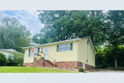 411 Kern Street, Thomasville, NC 27360 - Photo 1