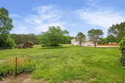 243 Farmingdale Avenue, Winston-Salem, NC 27107 - Photo 4