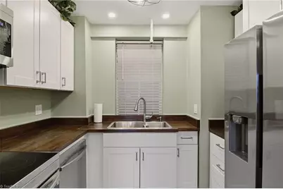 315 N Spruce Street #304, Winston-Salem, NC 27101 - Photo 10