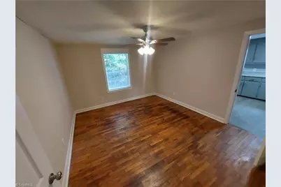 912 Beaumont Avenue, High Point, NC 27260 - Photo 10