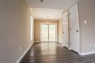 321 Oak Arbor Ln, Winston-Salem, NC 27104 - Photo 4