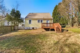 1015 Martin St, Winston-Salem, NC 27103 - Photo 20