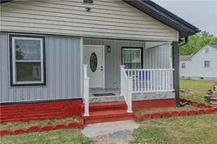 130 West St, Asheboro, NC 27205 - Photo 2