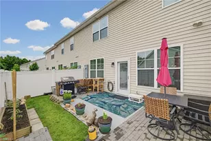 204 Stamm Dr, Greensboro, NC 27455 - Photo 28