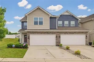 204 Stamm Dr, Greensboro, NC 27455 - Photo 2