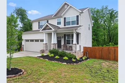 497 Mahogany Drive, Thomasville, NC 27360 - Photo 2