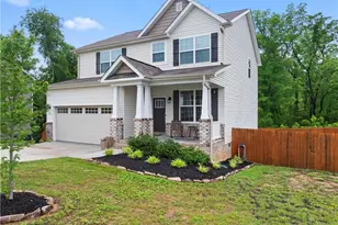 497 Mahogany Dr, Thomasville, NC 27360 - Photo 2