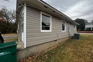 108 Wall St, Madison, NC 27025 - Photo 24