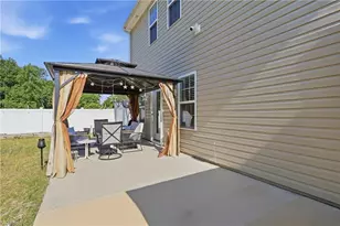 877 Sage Hl Dr, Jamestown, NC 27282 - Photo 30