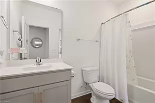 877 Sage Hl Dr, Jamestown, NC 27282 - Photo 24