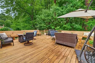 1712 Chesapeake Dr, Greensboro, NC 27410 - Photo 40