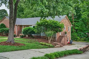 1712 Chesapeake Dr, Greensboro, NC 27410 - Photo 46
