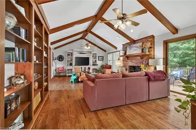 1712 Chesapeake Drive, Greensboro, NC 27410 - Photo 8
