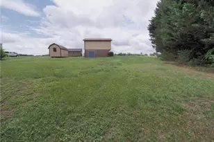 110 Robert Dr, State Road, NC 28676 - Photo 8