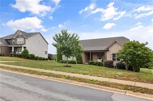 132 Grand Worth Wy, King, NC 27021 - Photo 4
