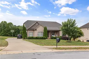 132 Grand Worth Wy, King, NC 27021 - Photo 6