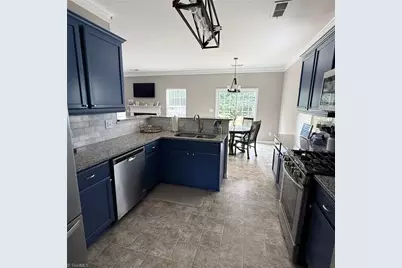 208 Water Lily Circle, Winston-Salem, NC 27107 - Photo 8