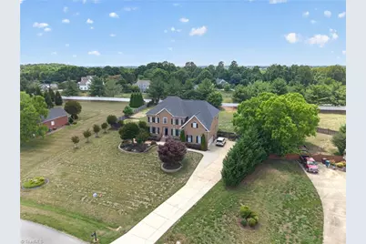 6005 Lomond Drive, Summerfield, NC 27358 - Photo 38