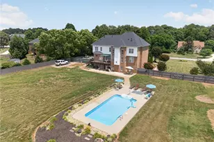 6005 Lomond Dr, Summerfield, NC 27358 - Photo 40