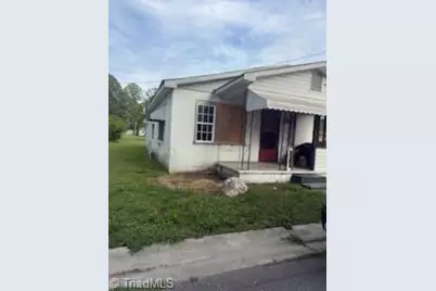 806 Martin Street, Fremont, NC 27830 - Photo 2