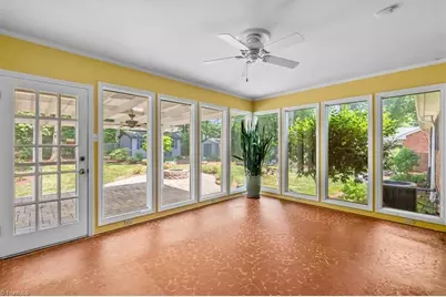 1004 Kemp Road W, Greensboro, NC 27410 - Photo 20