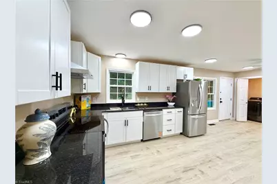 7362 Lansdowne Place, Thomasville, NC 27360 - Photo 18