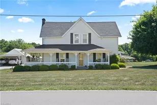 1853 Moravian Falls Rd, Wilkesboro, NC 28697 - Photo 2