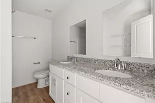 1021 Hickory Chapel Rd, High Point, NC 27260 - Photo 16