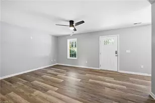 323 4th St, High Point, NC 27260 - Photo 12