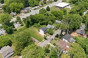 323 4th St, High Point, NC 27260 - Photo 32