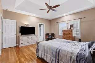 726 Cypress Hill Dr, Eden, NC 27288 - Photo 14