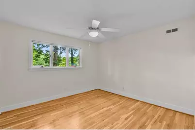 3505 Fox Place, Greensboro, NC 27408 - Photo 16