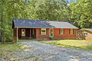 446 Brentwood Rd, Winston-Salem, NC 27107 - Photo 6