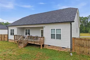 4811 Lord Andrews Pl, Liberty, NC 27298 - Photo 4
