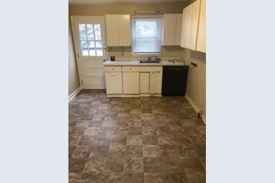 2507 Wright Avenue, Greensboro, NC 27403 - Photo 2