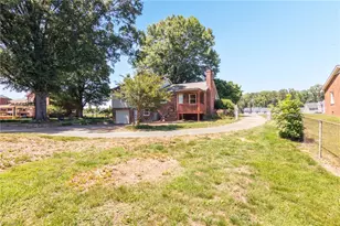 1132 Glennview Dr, Kernersville, NC 27284 - Photo 28
