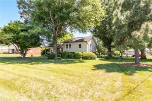 1132 Glennview Dr, Kernersville, NC 27284 - Photo 32